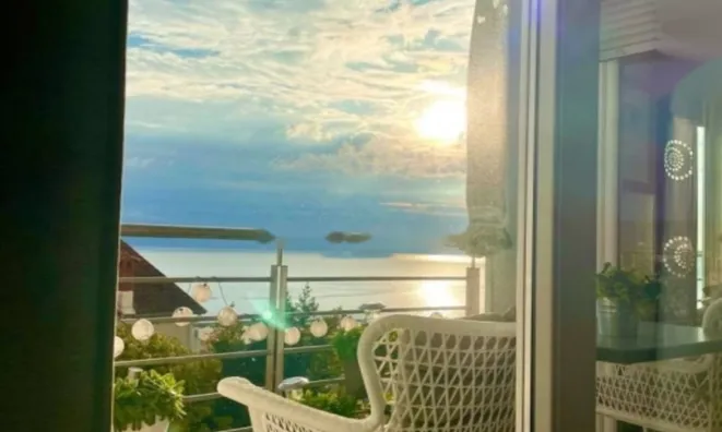 Недвижимость Двухкомнатная квартира, Опатия: 6