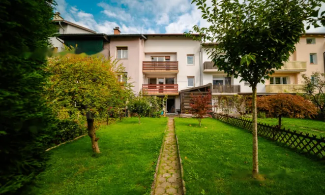 Недвижимость Дом с террасой Врховцы: 25