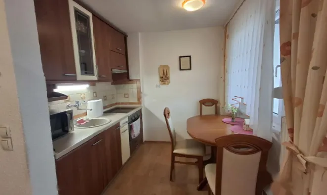 Недвижимость Дом с террасой Новое Залог: 9