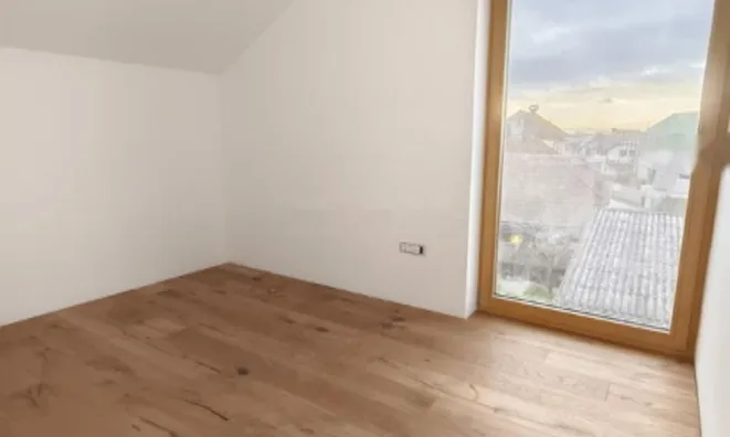 Недвижимость Дом с террасой Шентвид: 13