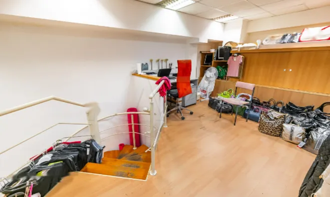 Недвижимость Коммерческое помещение Бежиград: 9