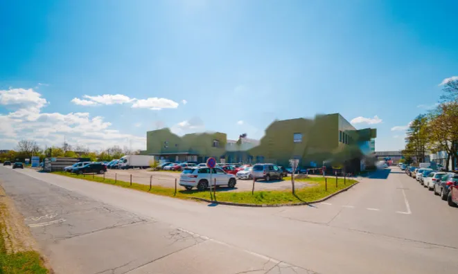 Недвижимость Торговое помещение в центре: 2