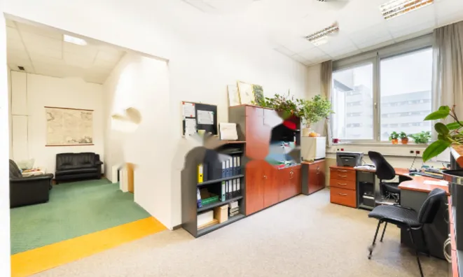 Недвижимость Торговое помещение в центре: 7