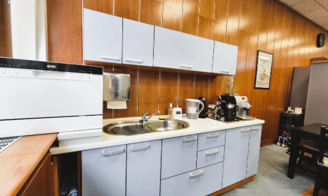 Недвижимость Коммерческий объект в центре: 5