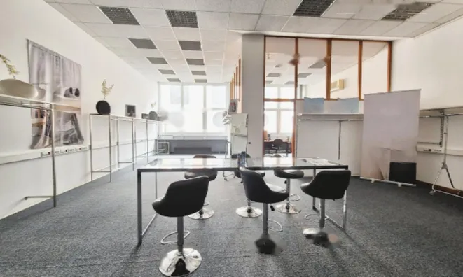 Недвижимость Коммерческое помещение в центре: 1