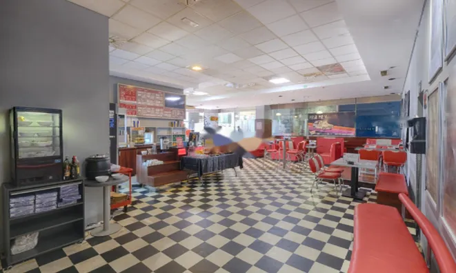 Недвижимость Коммерческое помещение в центре: 4