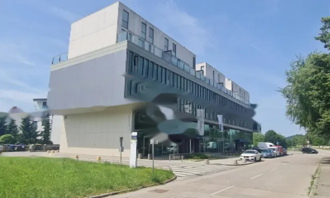 Недвижимость Коммерческое помещение в новых Яршах: 1