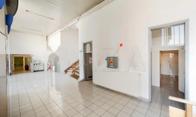 Недвижимость Офисное помещение в Шишке: 9