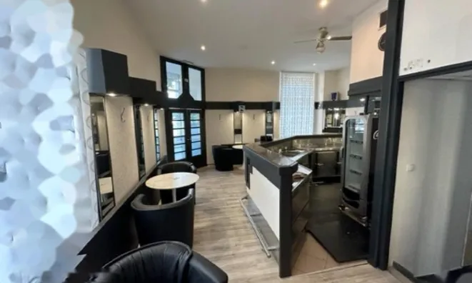 Недвижимость Коммерческое помещение: 5