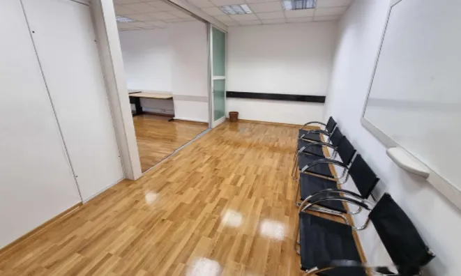 Недвижимость Офисное помещение ВТЦ Бежиград: 6