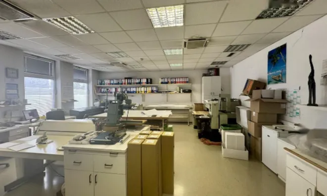 Недвижимость Коммерческое помещение Бежиград: 2