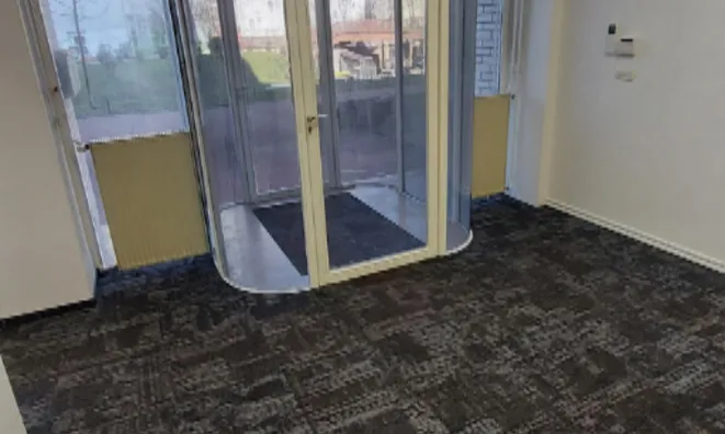 Недвижимость Коммерческое помещение в центре : 5