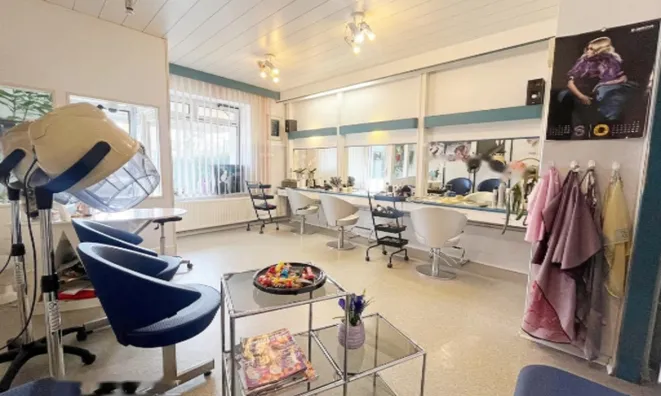 Недвижимость Коммерческое помещение в Мурглях: 3