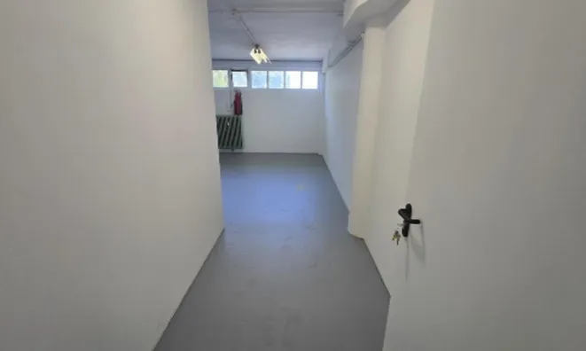 Недвижимость Офисное помещение Бежиград: 2