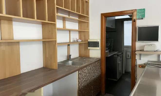 Недвижимость Офисное помещение Бежиград: 6