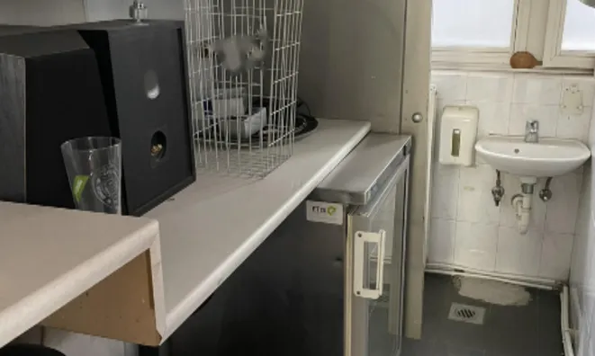 Недвижимость Офисное помещение Бежиград: 7