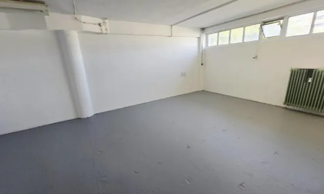 Недвижимость Офисное помещение Бежиград: 2