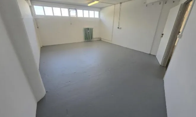 Недвижимость Офисное помещение Бежиград: 4