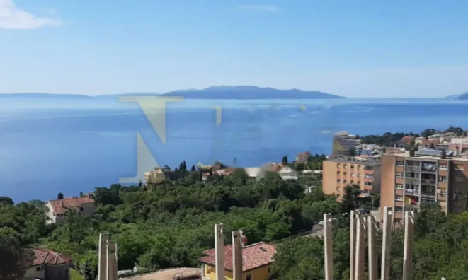 Недвижимость Четырёхкомнатная квартира, Центр Опатии: 4