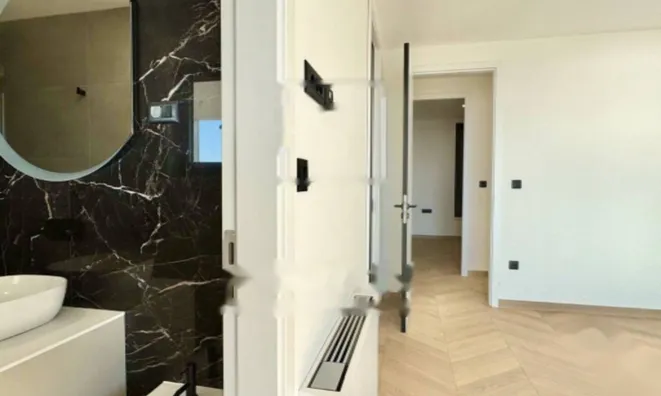 Недвижимость Четырехкомнатная квартира, Опатия: 7