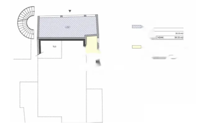 Недвижимость Трехкомнатная квартира в центре: 5