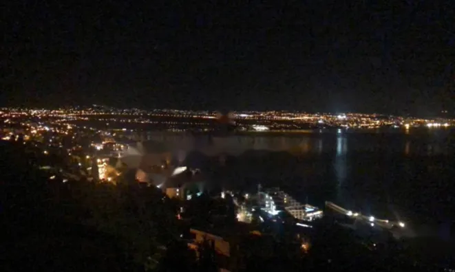 Недвижимость Трехкомнатная квартира в центре: 13