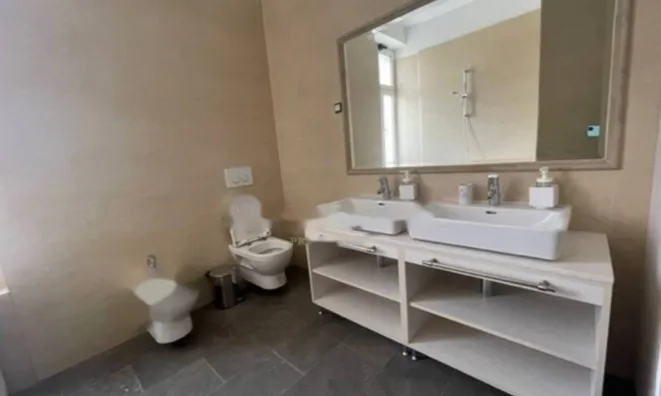 Недвижимость Четырехкомнатная Квартира Центр: 16