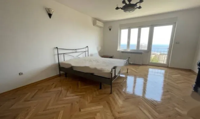 Недвижимость Четырехкомнатная Квартира Центр: 19