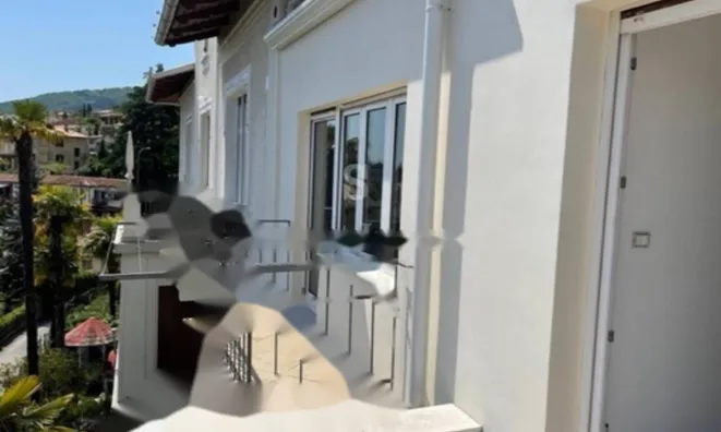 Недвижимость Четырехкомнатная Квартира Центр: 24