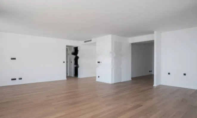 Недвижимость Четырёхкомнатная квартира в центре Опатии: 9