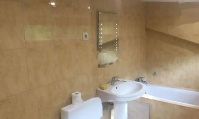 Недвижимость Квартира третий этаж, Центр: 15