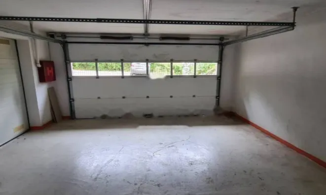 Недвижимость Трехкомнатная квартира, Центр: 13