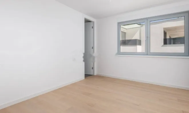 Недвижимость Трёхкомнатная квартира центр: 19