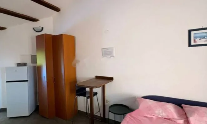 Недвижимость Трёхкомнатная квартира в центре: 11