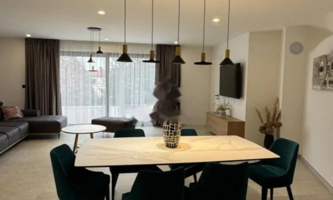 Недвижимость Четырёхкомнатная квартира в Опатии: 1