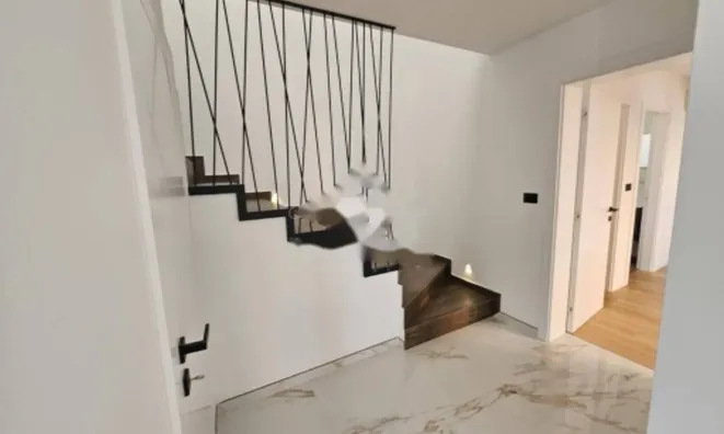 Недвижимость Четырёхкомнатная квартира в Опатии: 7