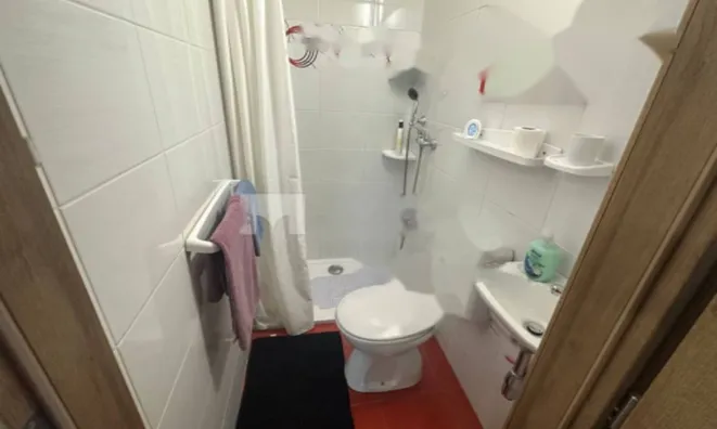 Недвижимость Четырехкомнатная квартира в центре: 13