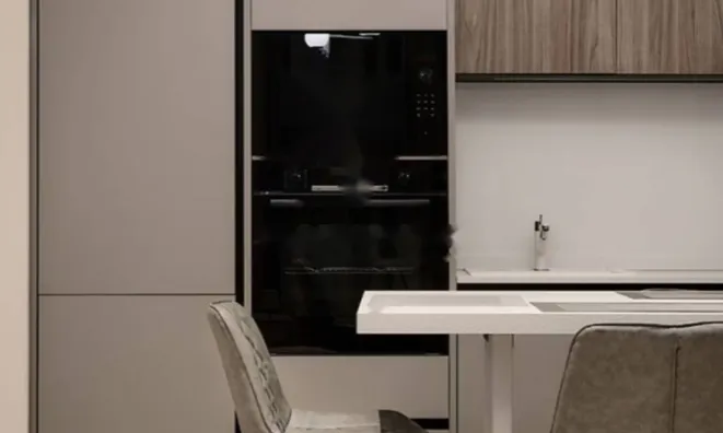 Недвижимость Трехкомнатная квартира в центре: 9