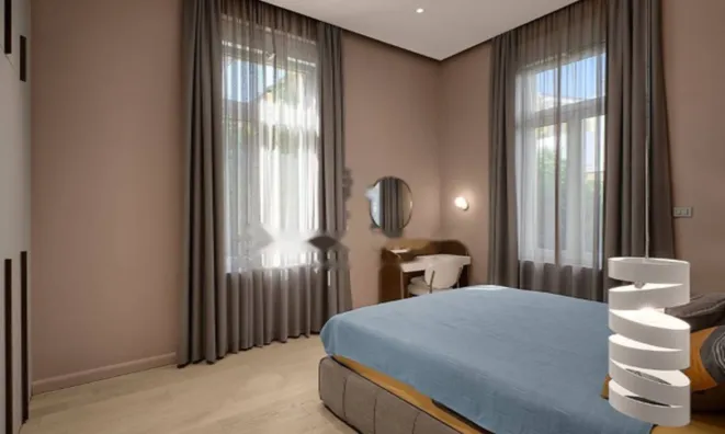 Недвижимость Трехкомнатная квартира в центре: 17