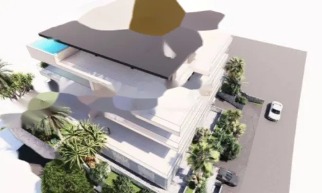 Недвижимость Трехкомнатная квартира в центре: 13