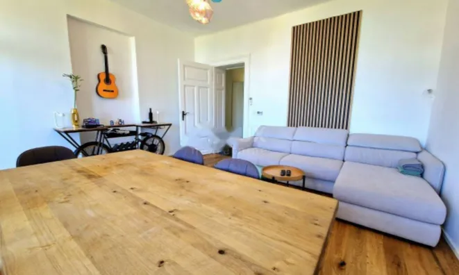 Недвижимость Четырехкомнатная квартира в центре: 4