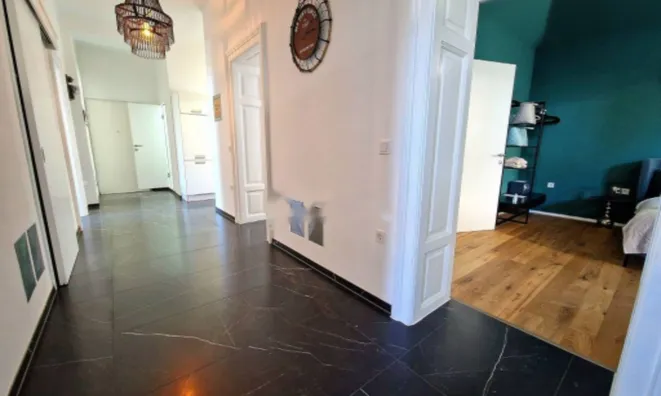 Недвижимость Четырехкомнатная квартира в центре: 21