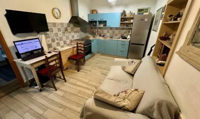 Недвижимость Трехкомнатная квартира, центр: 4