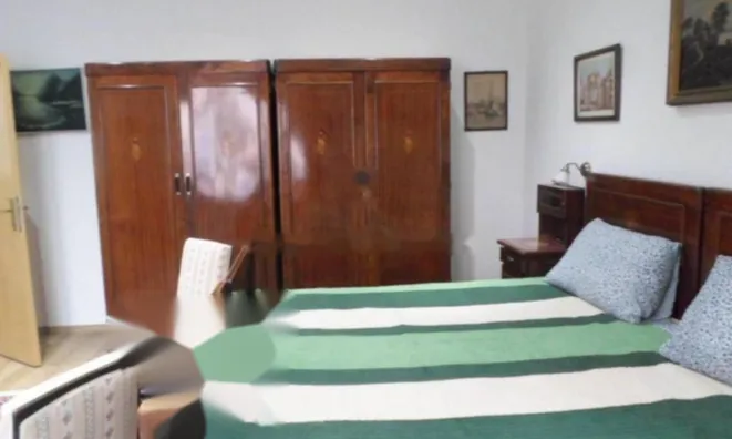 Недвижимость Трехкомнатная квартира, центр: 12