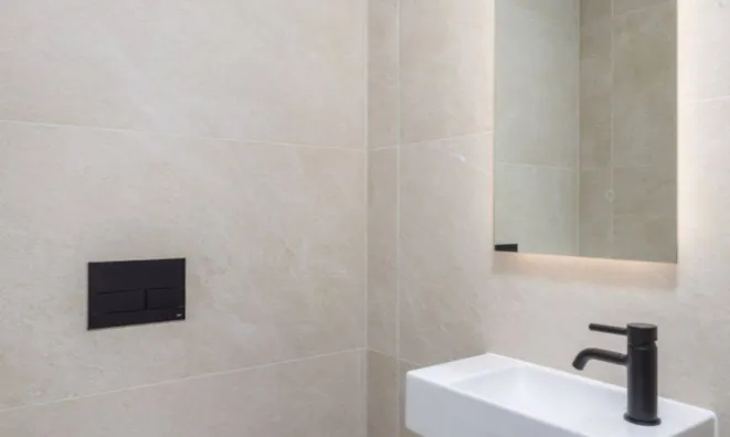 Недвижимость Трехкомнатный Квартира Центр: 11