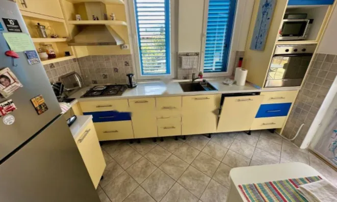 Недвижимость Трехкомнатная квартира Центр: 5