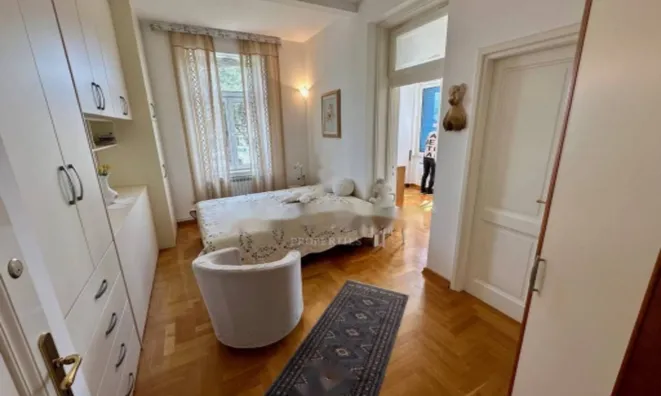 Недвижимость Трехкомнатная квартира Центр: 14