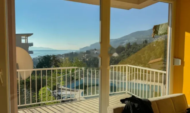 Недвижимость Четырёхкомнатная квартира, Центр: 4