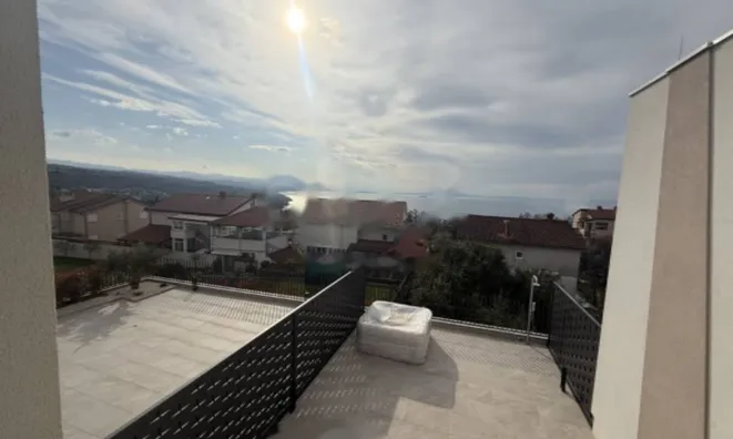 Недвижимость Новый дом в центре Опатии: 10