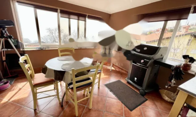 Недвижимость Трехкомнатная квартира, Обри: 6